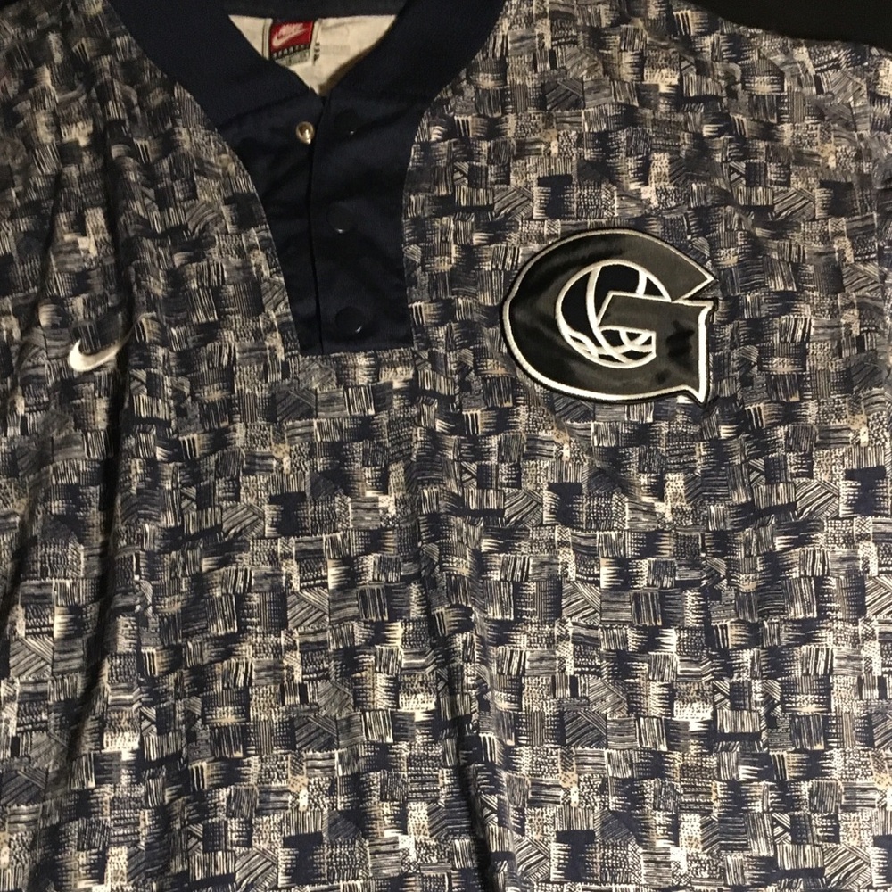 SUPER RARE ! Vintage NIKE GEORGE TOWN quarter button